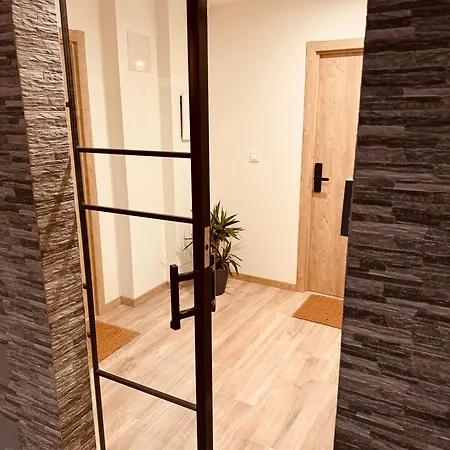 Oizpe Gernihost En Urdaibai * ゲルニカ・イ・ルノ